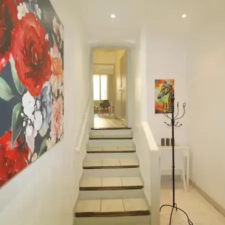 Confortable A Avec Climatisation 53 M² Apartment